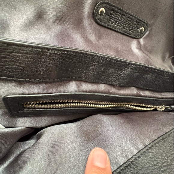 Vintage Diesel Space Y2K Liquid Space Leather Hoop Circle Round Bag - Picture 12 of 17